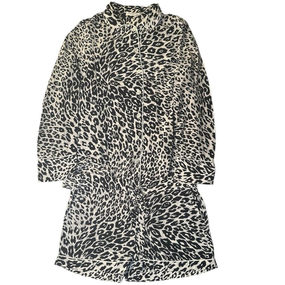 Equipment Lillian Silk Pajama Set Sz XS Black & Silver Cheetah Shorts Sleepwear